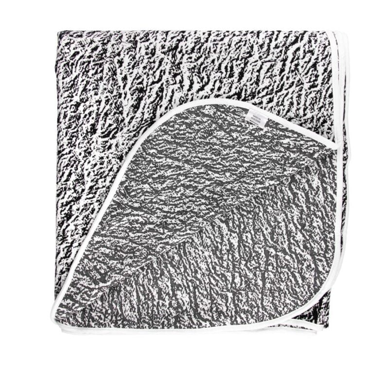 Narzuta MONACO na kanapę 150x230 cm biało-czarna - na płasko