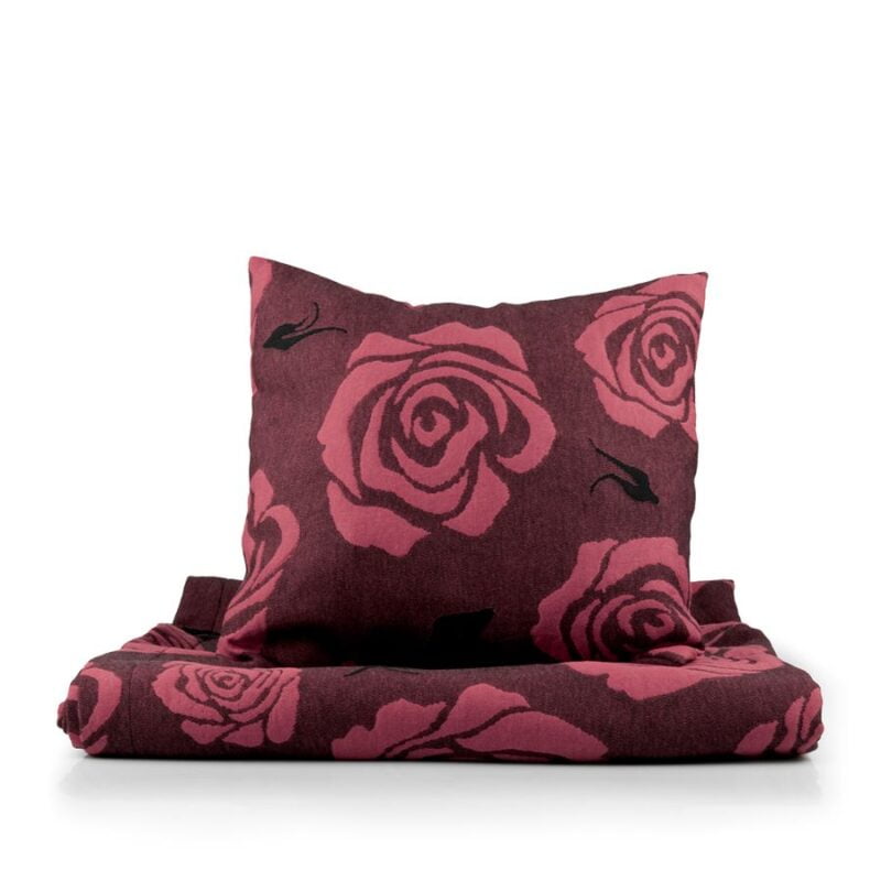 Narzuta i dekoracyjna poszewka na poduszkę w czerwone róże