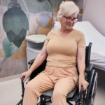 Szara poduszka na wózek inwalidzki siedzisko 40×40 - obrazek 7